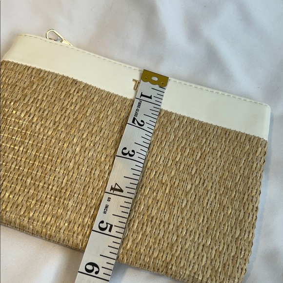 Tom Ford Beauty Raffia & White Leather Wristlet Pouch Clutch NEW